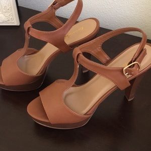 Tan heels